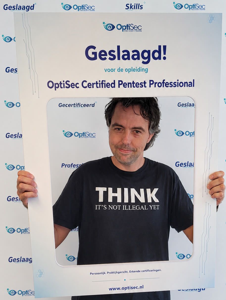Sander%20geslaagd%20voor%20ethical%20hacker-306d1f15